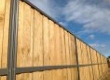 Kwikfynd Lap and Cap Timber Fencing
bakershill